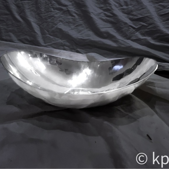 Beautiful Pewter Gondola shaped Bowl, signed by Gene Lesch 1972 - Picture 5 of 10